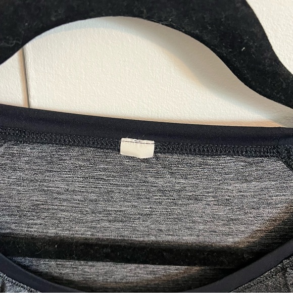 LULULEMON Ruched and Ruffle Long Sleeve Workout Top - Picture 9 of 11